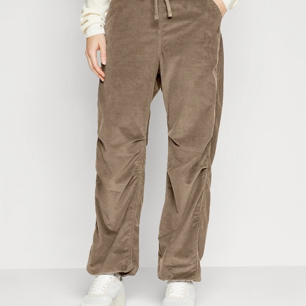 Women’s Tan Casual Pants